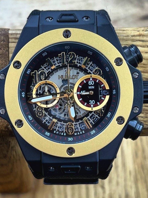 Часы Hublot