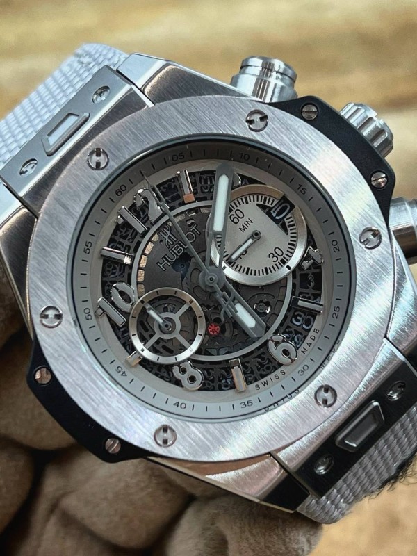 Часы Hublot