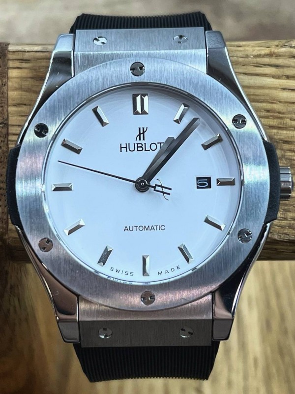 Часы Hublot