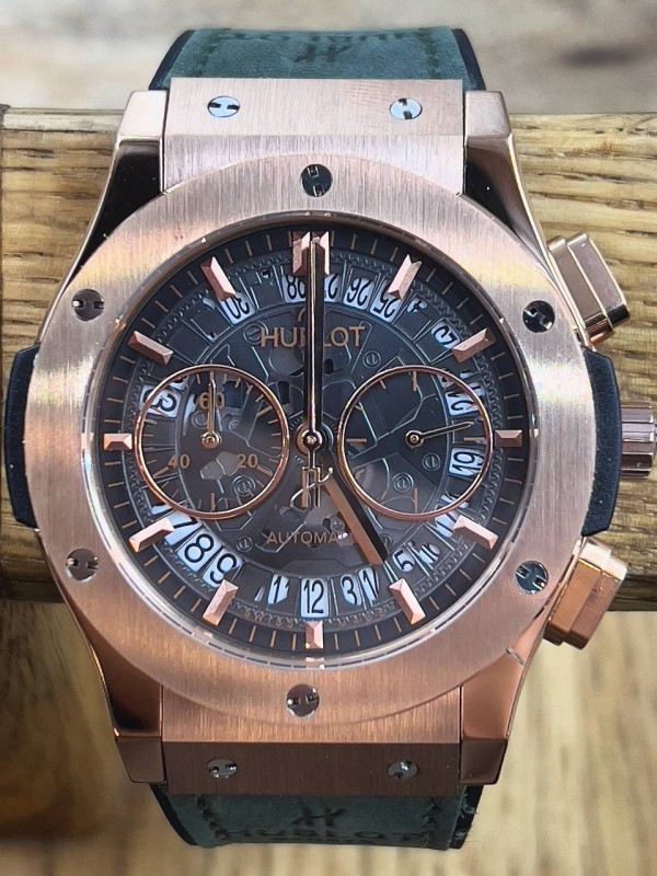 Часы Hublot