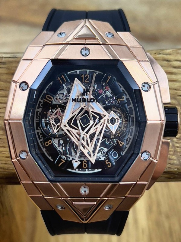 Часы Hublot