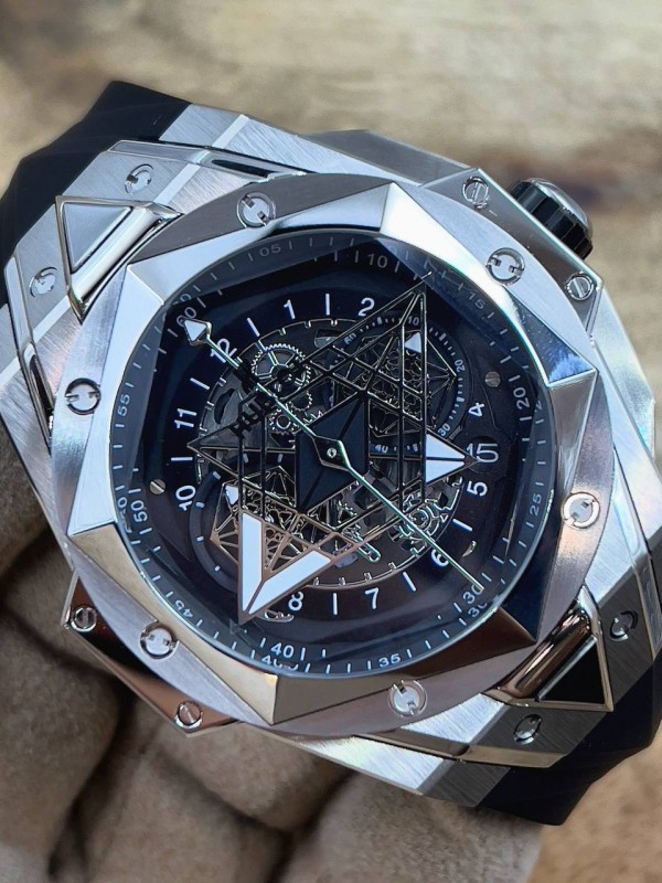 Часы Hublot