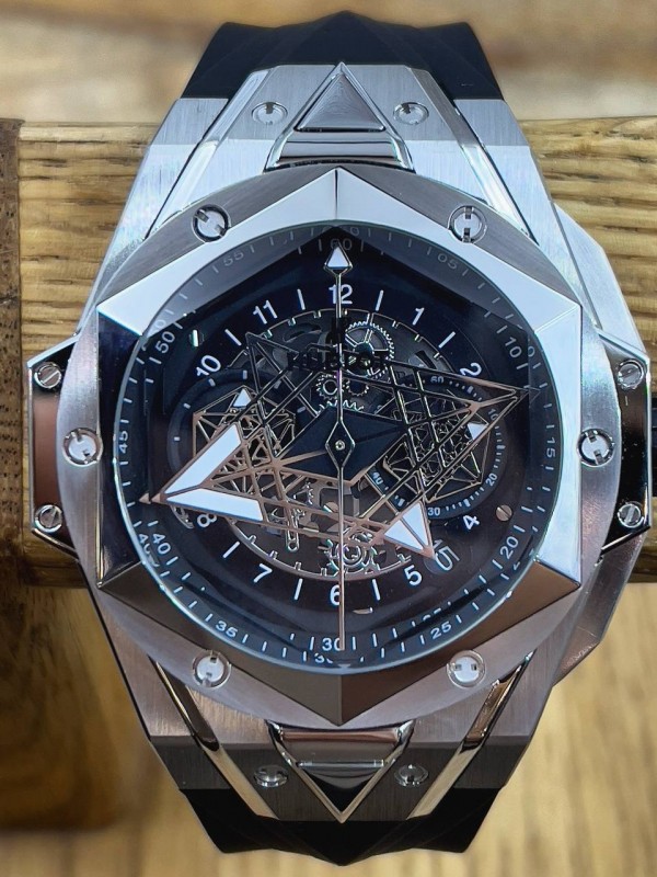 Часы Hublot