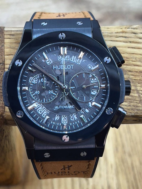 Часы Hublot