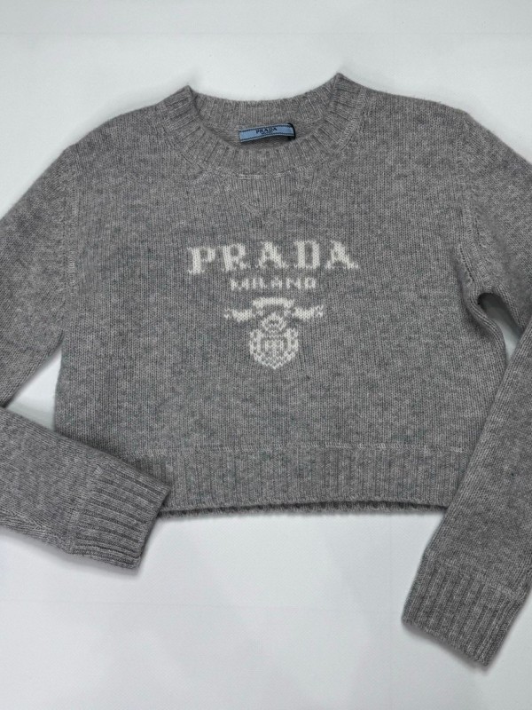 Свитер Prada