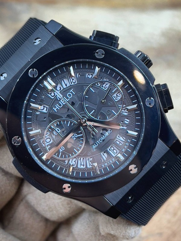 Часы Hublot