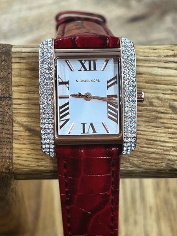 Часы Michael Kors