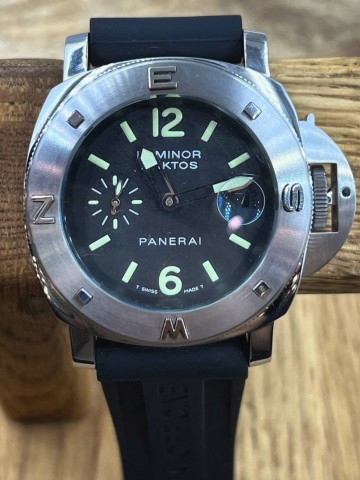 Часы Panerai