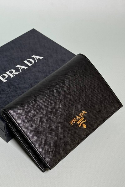 Кошелек Prada