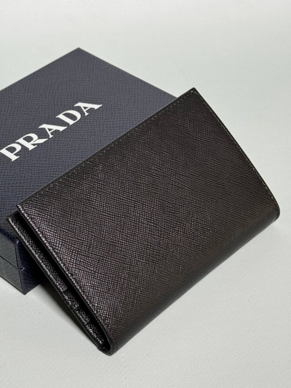 Кошелек Prada