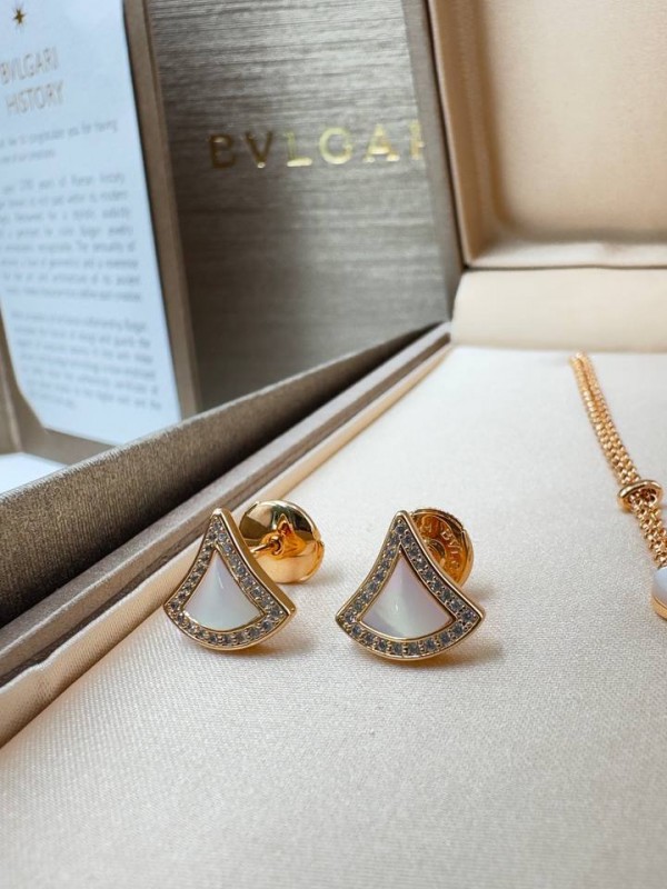 Серьги Bvlgari