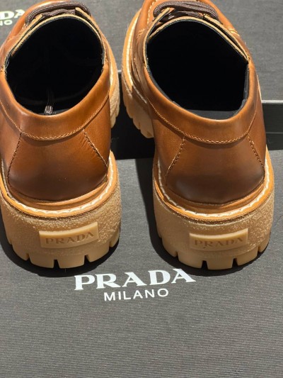 Лоферы Prada