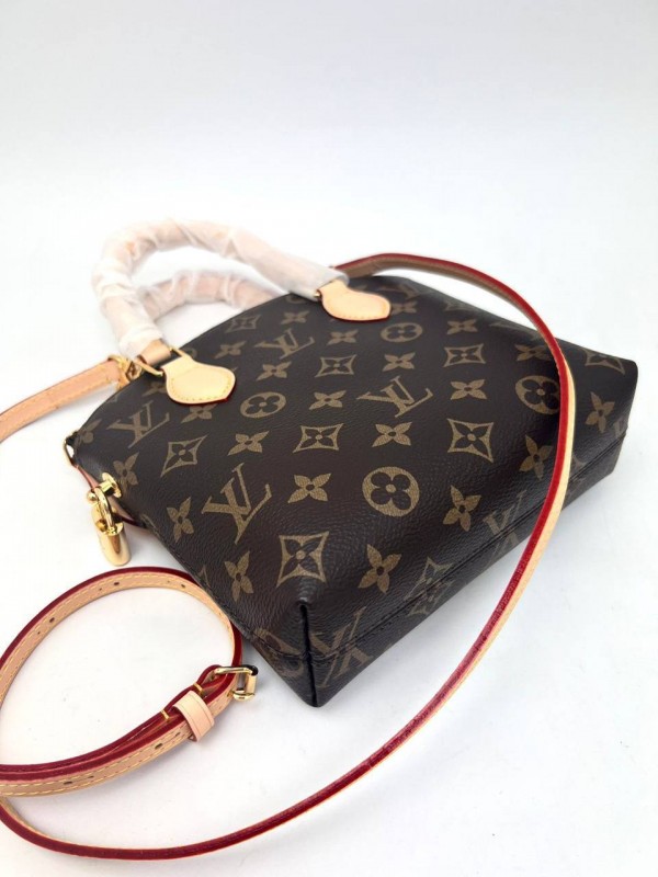 Сумка Louis Vuitton