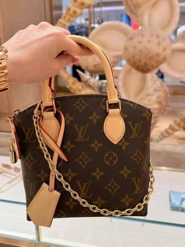 Сумка Louis Vuitton