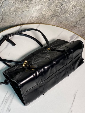 Сумка Prada