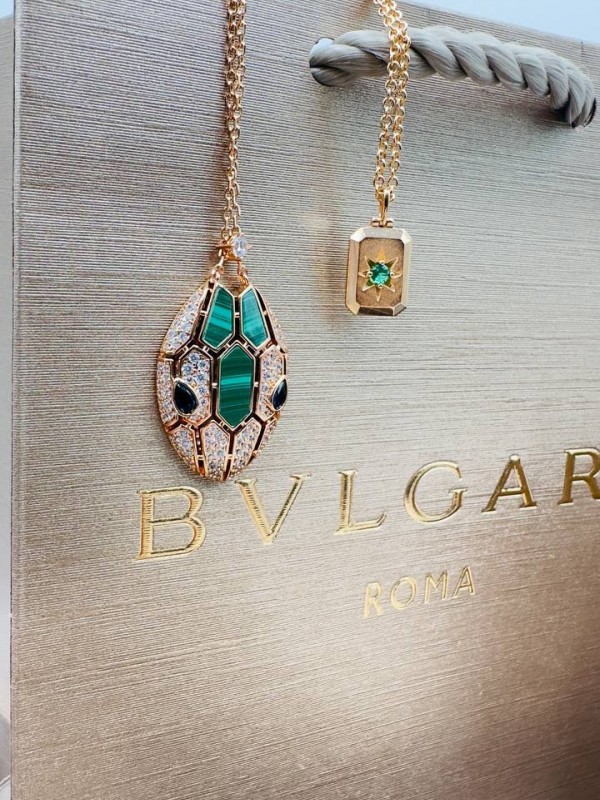 Кулон Bvlgari змея