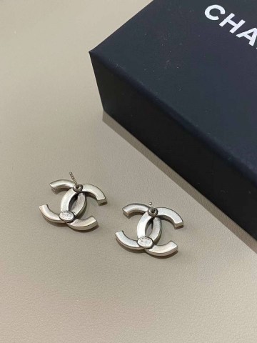 Серьги CHANEL