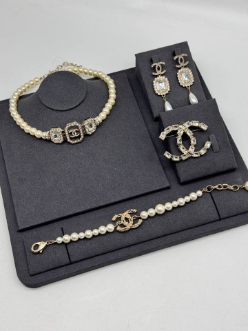 Чокер CHANEL