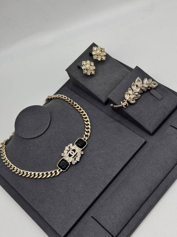 Чокер CHANEL