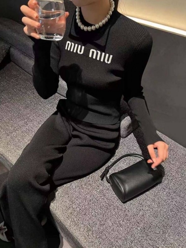 Костюм MIU MIU