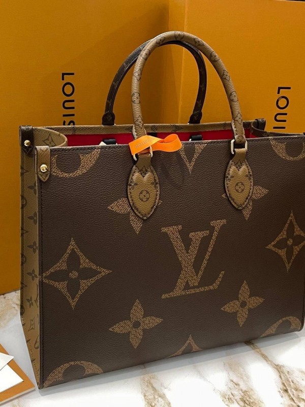 Сумка Louis Vuitton