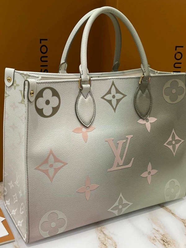 Сумка Louis Vuitton