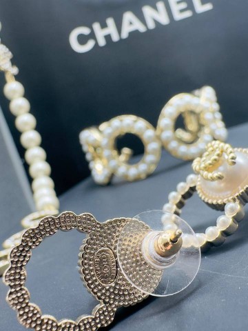 Серьги CHANEL