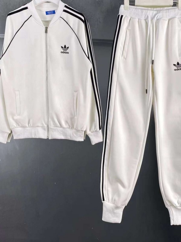 Костюм Adidas