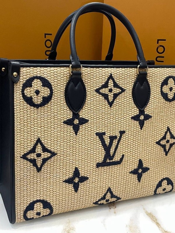 Сумка Louis Vuitton