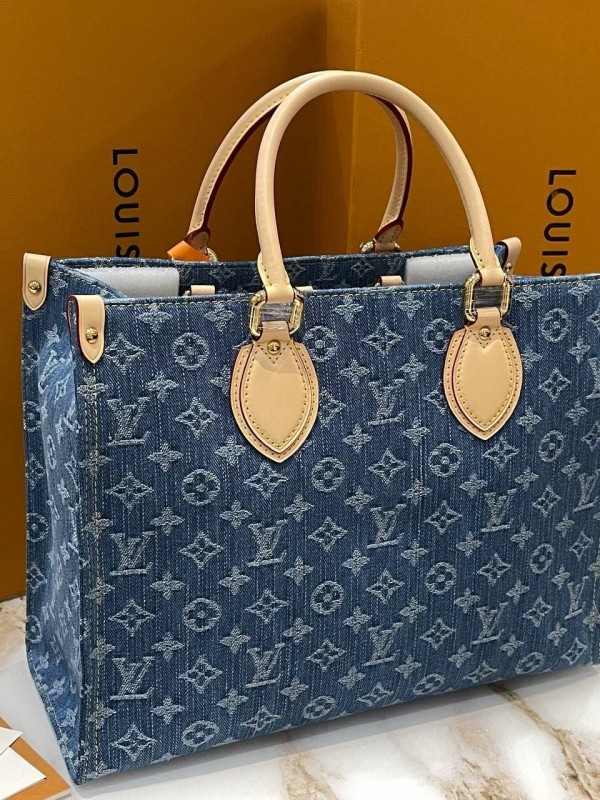 Сумка Louis Vuitton