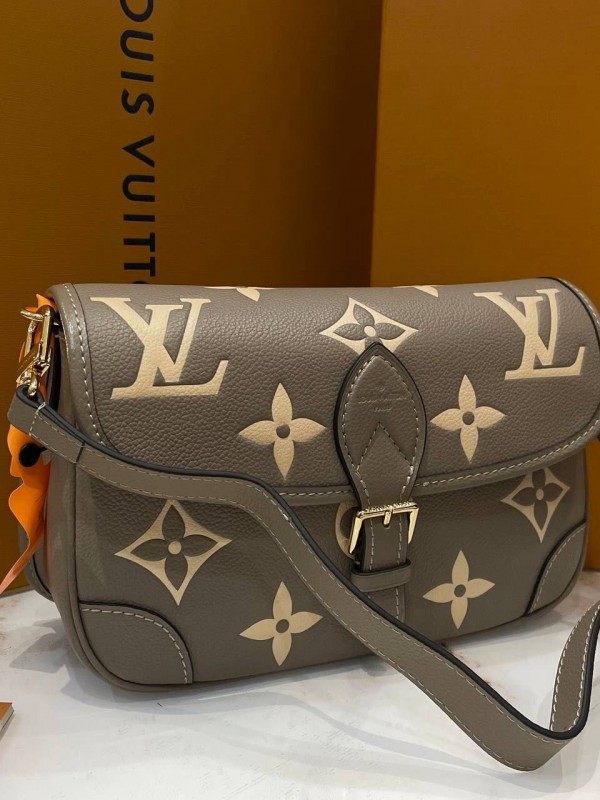 Сумка Louis Vuitton