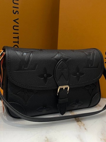 Сумка Louis Vuitton