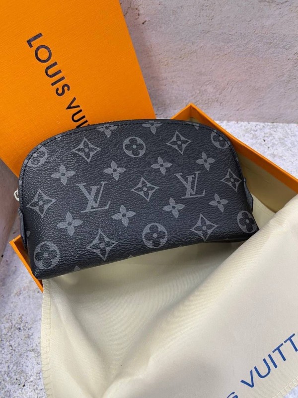 Косметичка Louis Vuitton