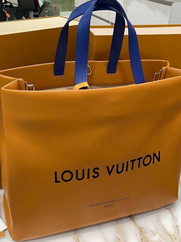 Сумка Louis Vuitton