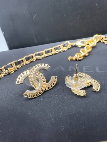 Серьги CHANEL