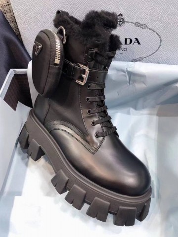 Ботинки Prada