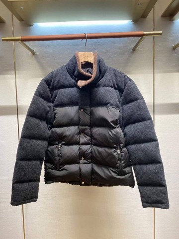 Пуховик Kiton