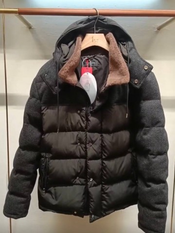 Пуховик Kiton