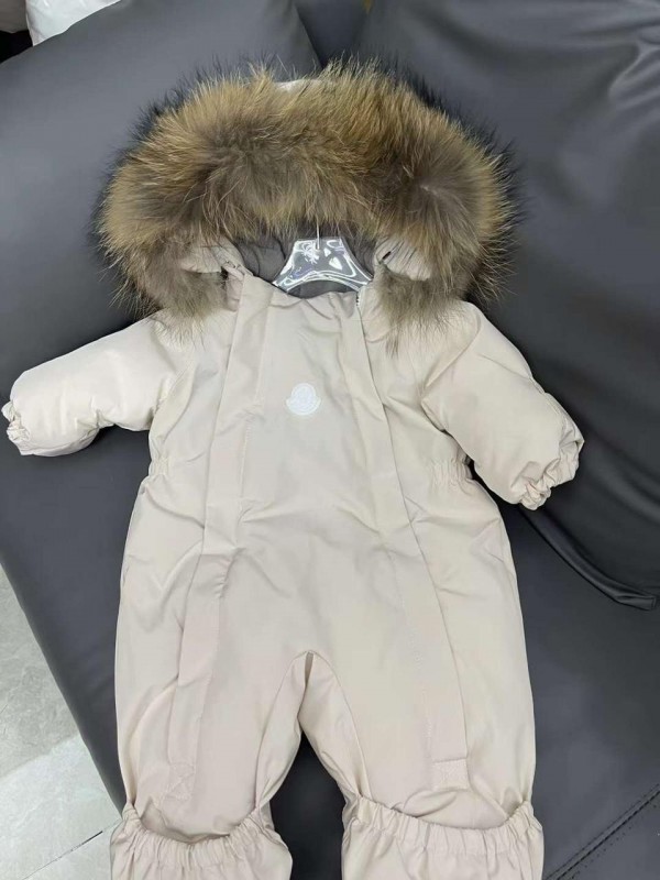 Комбинезон Moncler