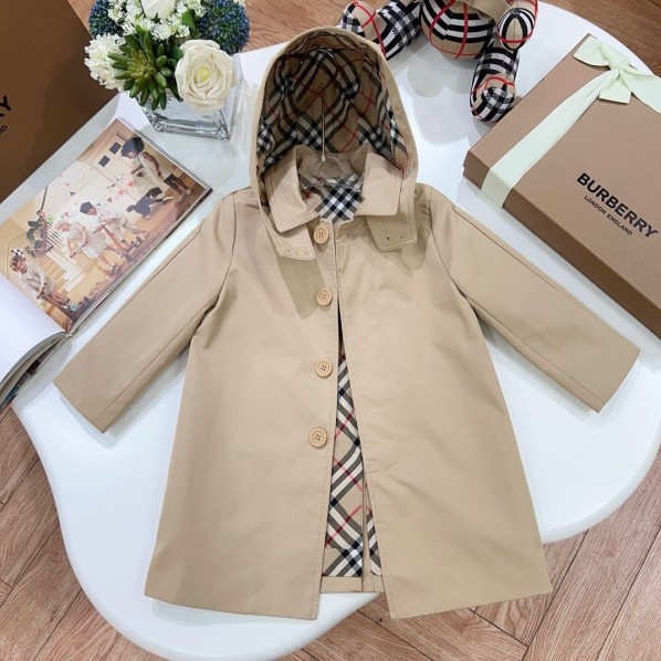 Плащ Burberry