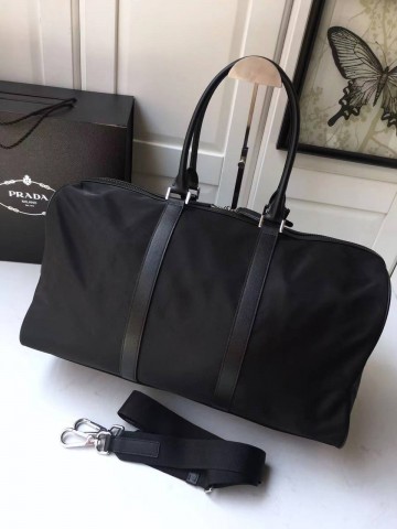 Дорожная сумка Prada