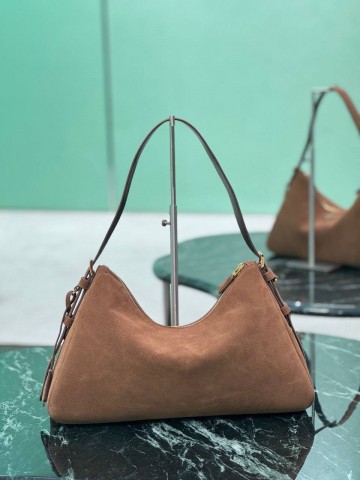 Сумка Prada