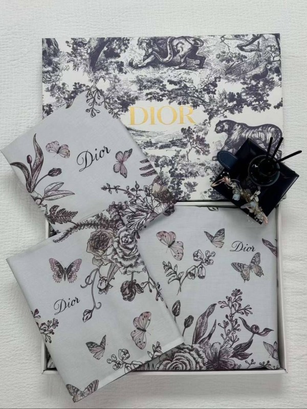 Комплект постельного белья Dior