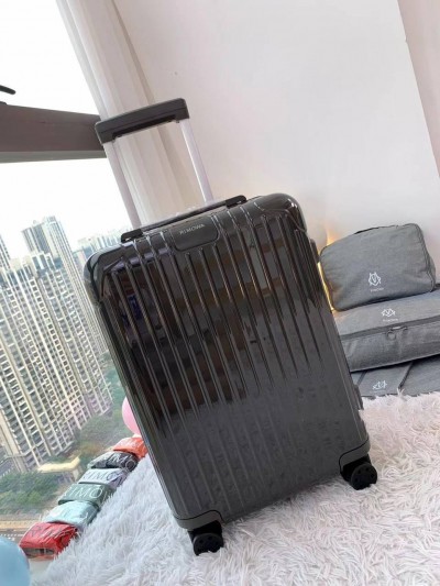 Чемодан Rimowa S