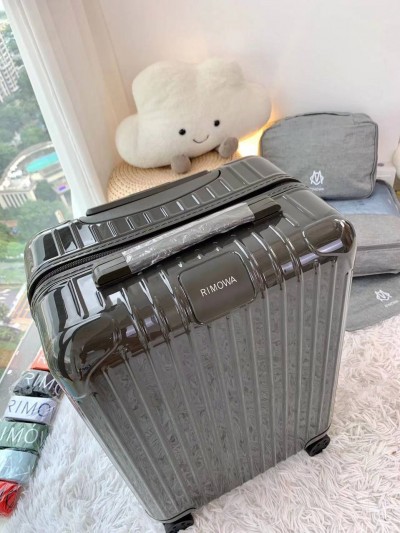 Чемодан Rimowa S