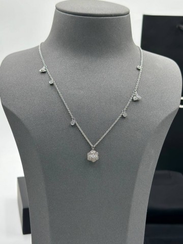 Кулон Piaget