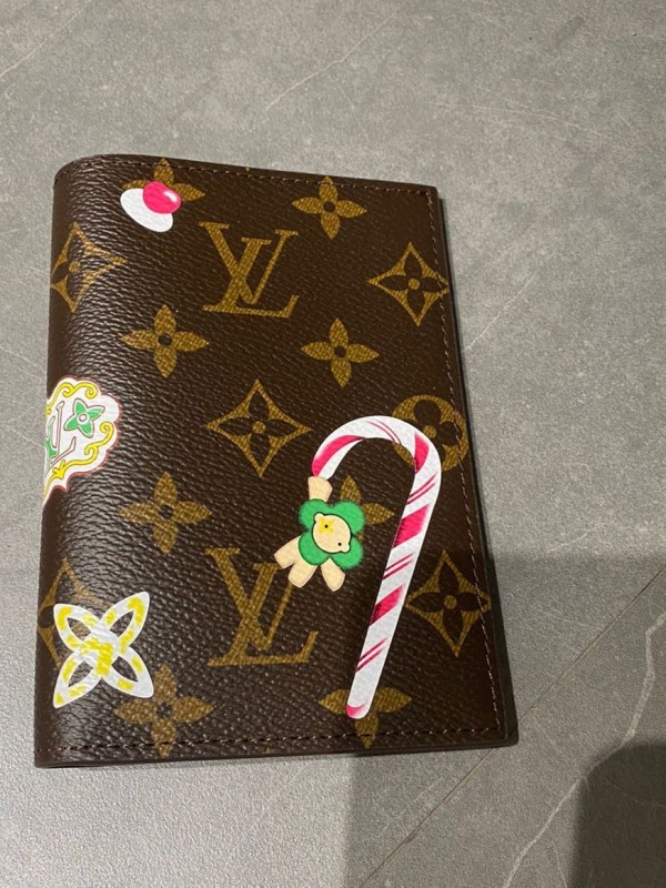 Обложка на паспорт Louis Vuitton