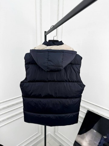 Безрукавка Kiton