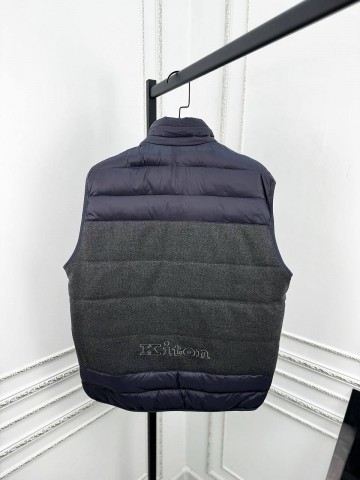 Безрукавка Kiton