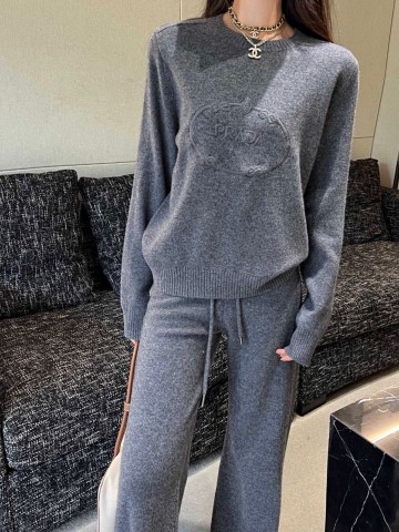 Костюм Prada